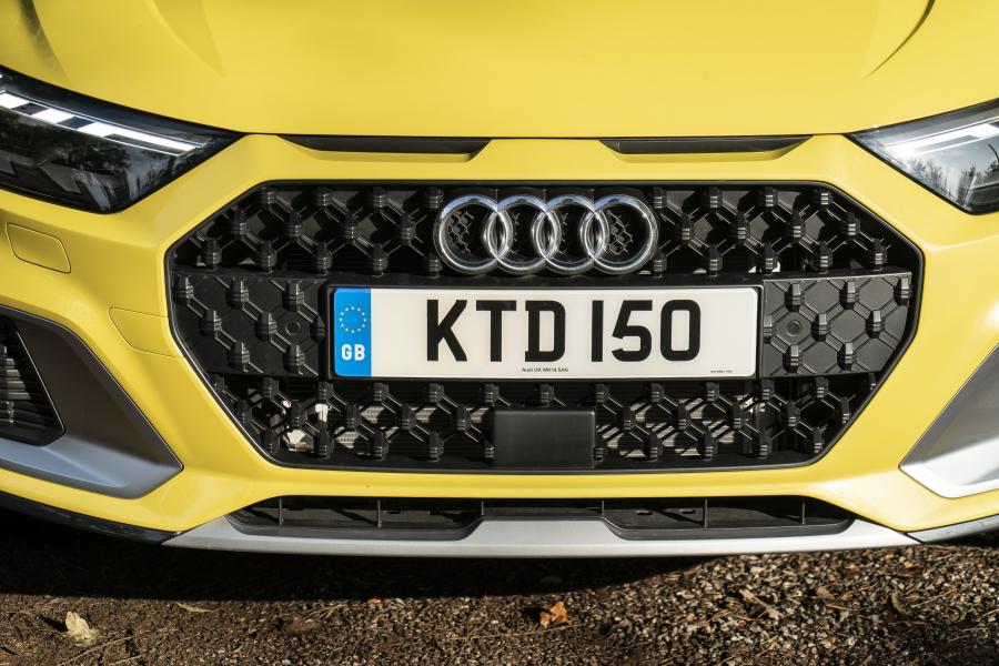 Детали экстерьера Audi A1 citycarver 2019 года  (UK) (фото 40 из 40)